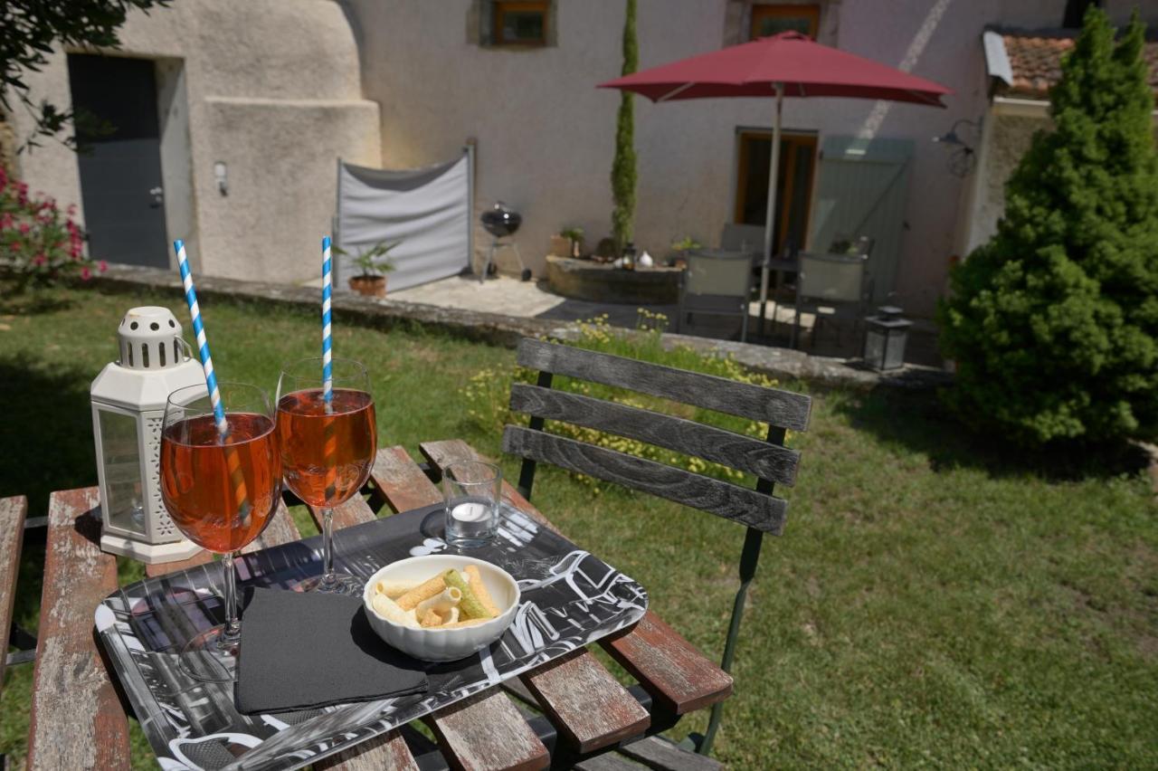 Le Charles IX Apartment Roussillon  Bagian luar foto